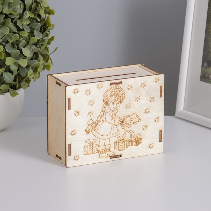 Копилка  Копилка "Снегурочка" 13х10х5 см