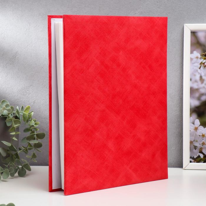 Фотоальбом на 200 фото 15х20 см + 1 ф 10х15 см Фотоальбом на 200 фото 15х20 см + 1 ф 10х15 см "Штрихи" МИКС 33,5х27,5х4 см