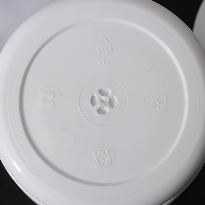 Горшок с поддоном «Классик», 4,4 л, цвет белый Горшок с поддоном «Классик», 4,4 л, цвет белый