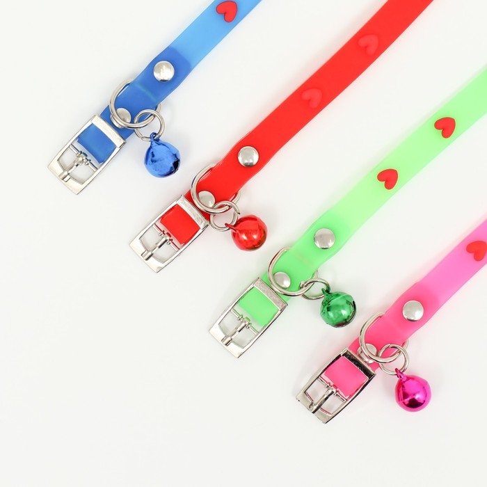 Ошейник из морозостойкого мягкого пластика Ошейник из морозостойкого мягкого пластика "Люблю сердечно", 30 х 1 см, микс цветов