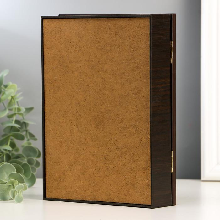 Ключница Ключница "Листья" венге 15х21 см МИКС