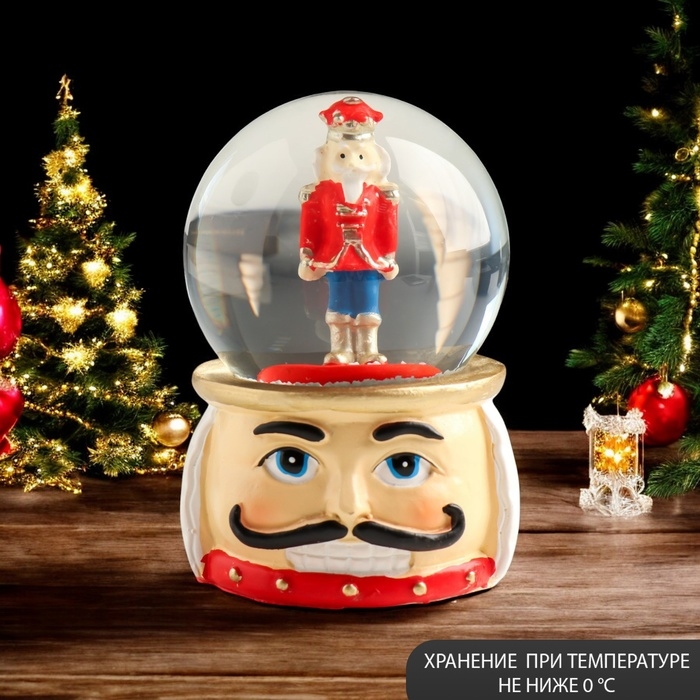 Сувенир полистоун водяной шар Сувенир полистоун водяной шар "Щелкунчик" 7,2х7х9,5 см