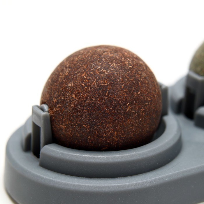 Игрушка для кошек из кошачьей мяты  Игрушка для кошек из кошачьей мяты "Вращающиеся шарики" на основании,14 х 6 см, серая