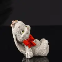 Фигура "Кролик с бантом" 7 см, серый