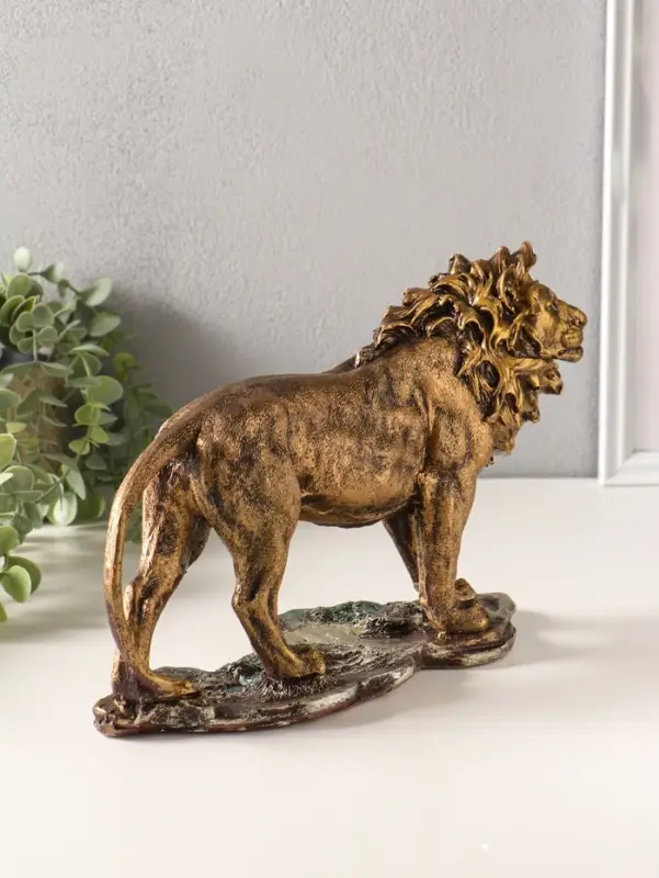 Фигура полистоун "Лев на подставке" 30х19 см