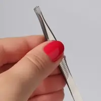 Пинцет для бровей, со скошенным краем, узкий, 9 см