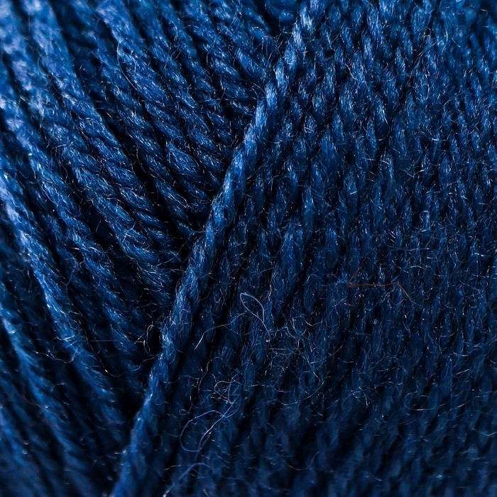 Пряжа для вязания спицами, крючком «Пехорский текстиль. Кроссбред Бразилии», 50% мериносовая шерсть, 50% акрил, 500 м/100 г, (156 индиго) Пряжа для вязания спицами, крючком «Пехорский текстиль. Кроссбред Бразилии», 50% мериносовая шерсть, 50% акрил, 500 м/100 г, (156 индиго)