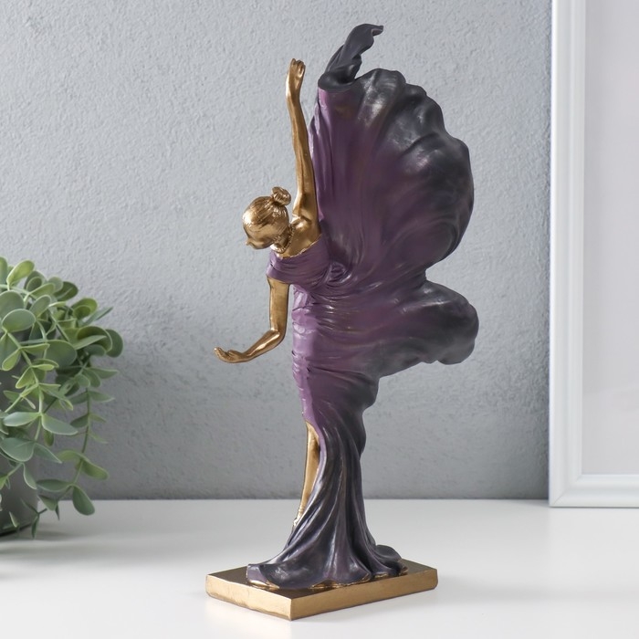 Сувенир полистоун  Сувенир полистоун "Балерина в летящем фиолетовом платье" бронза 19х7,5х30,5 см
