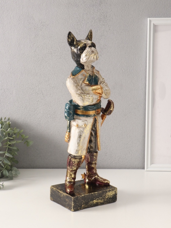 Сувенир полистоун "Французский бульдог в форме" 11х14х42 см