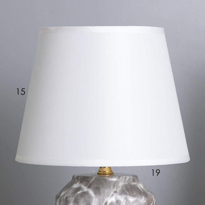 Лампа настольная Лампа настольная "Вероника" 1х40Вт Е14 черный/белый 20х20х31см