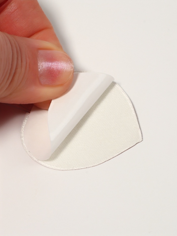 Пяткоудерживатель с петелькой иск кожа силикон 5,8*4,4*0,1см беж ОТ Пяткоудерживатель с петелькой иск кожа силикон 5,8*4,4*0,1см беж ОТ