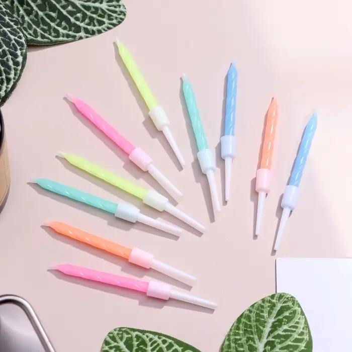 Свечи для торта «Неон», 7 см, 10 шт., разноцветные Свечи для торта «Неон», 7 см, 10 шт., разноцветные