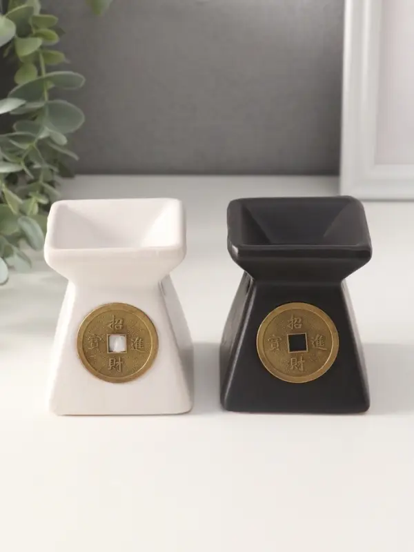 Аромалампа для эфирных масел &laquo;Монета&raquo;, керамика, 8&times;7.5&times;7.5 см, МИКС