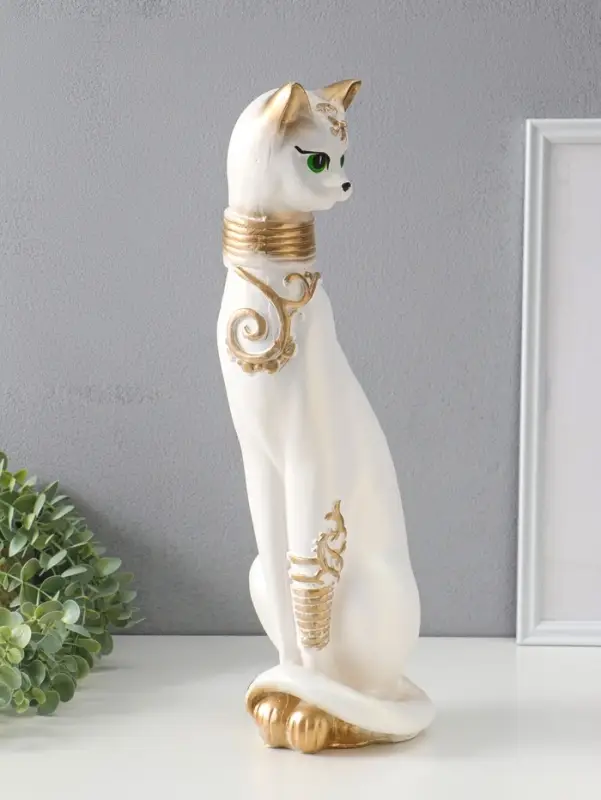 Копилка для денег &laquo;Кошка Маркиза с обручем&raquo;, белая, 48&times;18&times;15 см