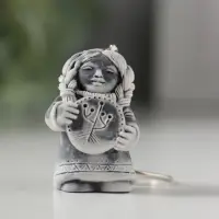 Брелок "Девушка с бубном" маленькая, 4см