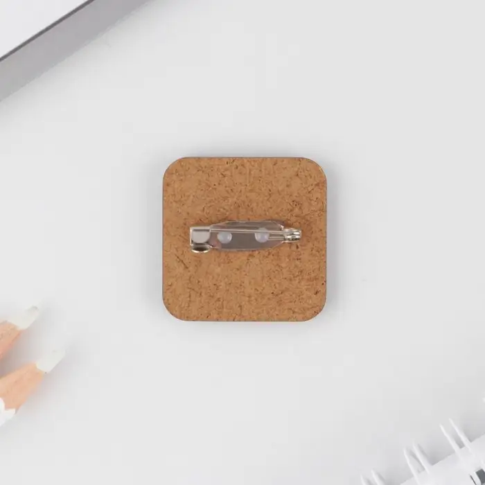 Значок «Своих не бросаем», 3×3 см Значок «Своих не бросаем», 3×3 см