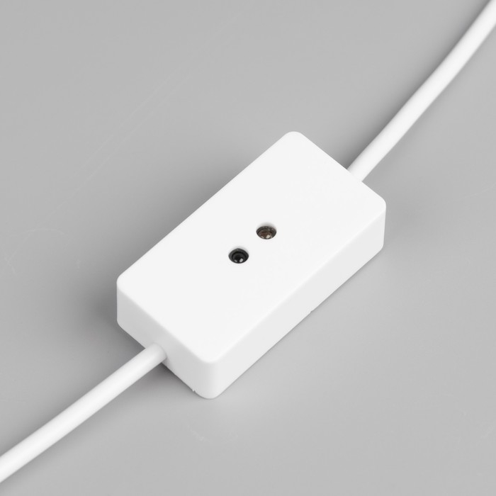 Светодиодная лента Luazon Lighting с сенсорным выключателем 5 м, IP65, SMD2835, 60 LED/м, USB, 4000К Светодиодная лента Luazon Lighting с сенсорным выключателем 5 м, IP65, SMD2835, 60 LED/м, USB, 4000К