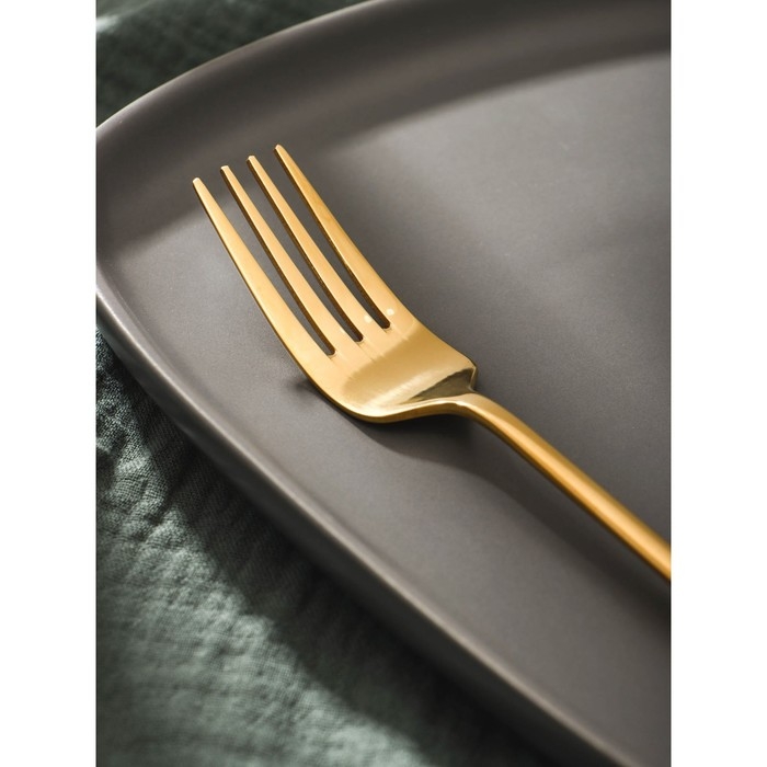 Вилка столовая из нержавеющей стали Magistro Elegance, 21×2,5 см, на подвесе, толщина 2 мм, цвет золотой Вилка столовая из нержавеющей стали Magistro Elegance, 21×2,5 см, на подвесе, толщина 2 мм, цвет золотой