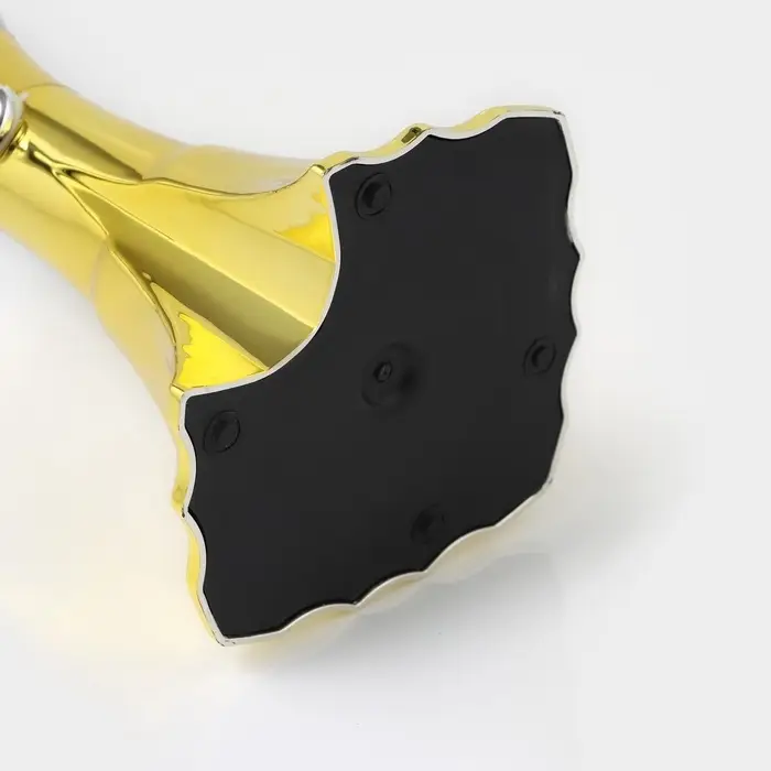 Башня пивная с краном Gold, колба с подсветкой, 3 л, пластик, батарейки cr 2032, золотистая