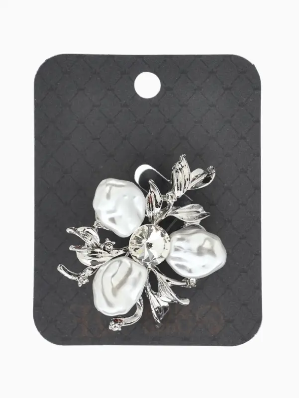 Брошь &laquo;Цветочек&raquo; роскошный, жемчуг, цвет белый в серебре