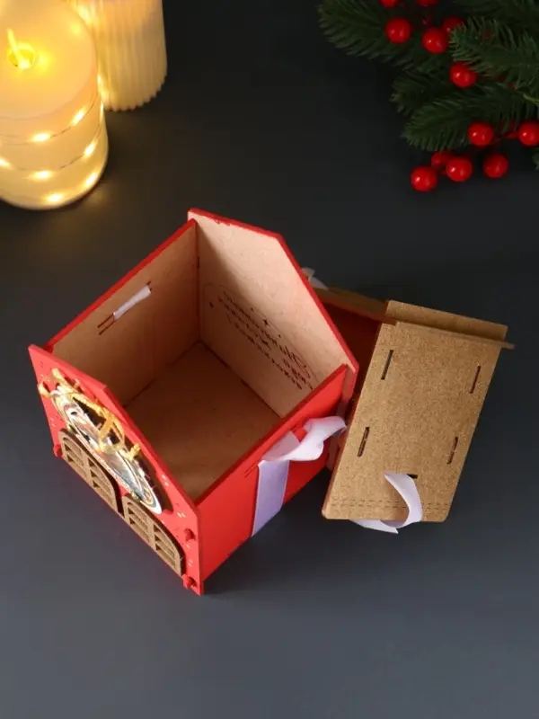 Шкатулка "Новогодний домик" с магнитом, 13,5х11,5х21 см, красный