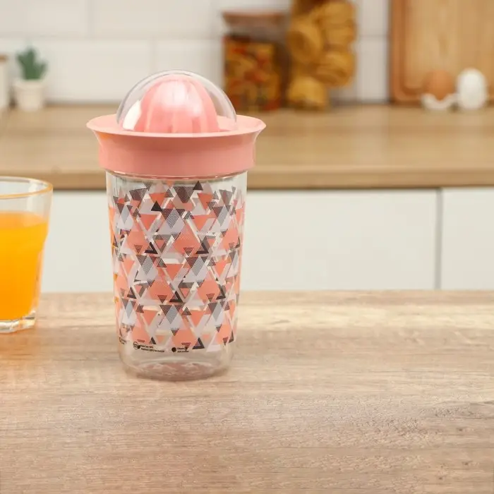 Соковыжималка для цитрусовых ручная «Сомбреро», 600 мл, 11×11×19 см, тритан, цвет МИКС Соковыжималка для цитрусовых ручная «Сомбреро», 600 мл, 11×11×19 см, тритан, цвет МИКС