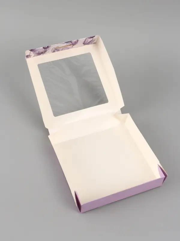 Коробка подарочная складная &laquo;Самой красивой&raquo;, 20&times;20&times;4 см, с окном