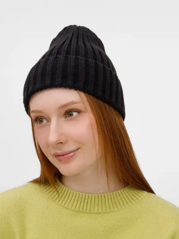 Шапка Faculty, черная