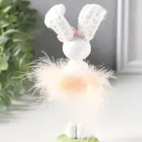 Сувенир полистоун "Заюшка с розовым бантиком в пуховой юбочке" 4,8х4х18 см