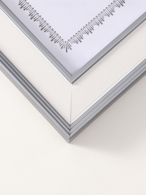 Фоторамка пластик формат А4 "Романтизм" серая 2,5х27,2х35,9 см