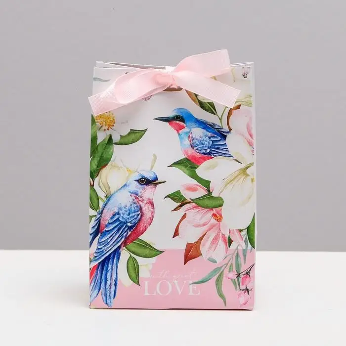 Пакет подарочный с лентой, упаковка, «With love» , 13 х 19 х 9 см