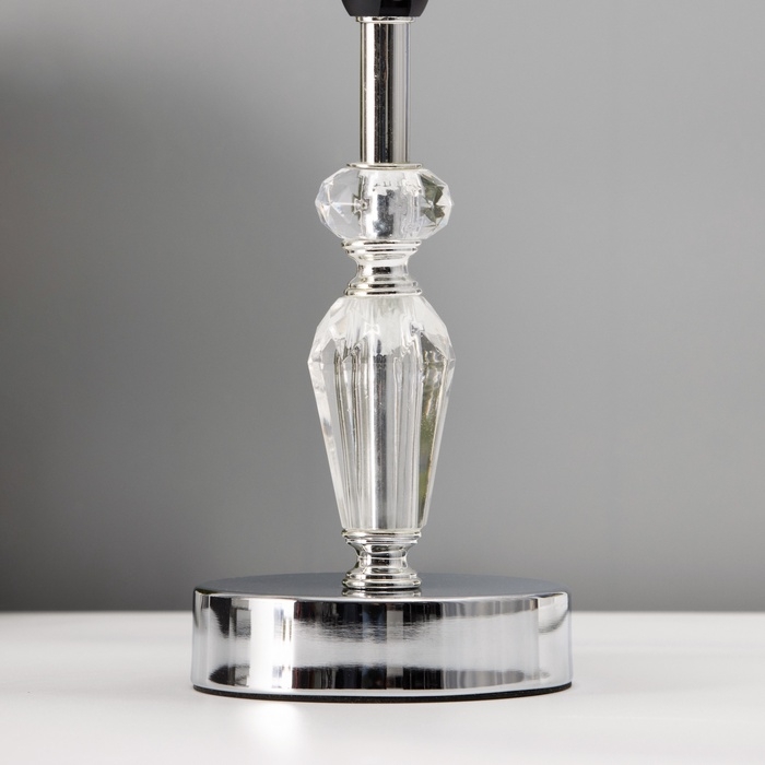 Настольная лампа с абажуром RISALUX «Элла», Е14, 40 Вт, хром, 18×18×33.5 см Настольная лампа с абажуром RISALUX «Элла», Е14, 40 Вт, хром, 18×18×33.5 см