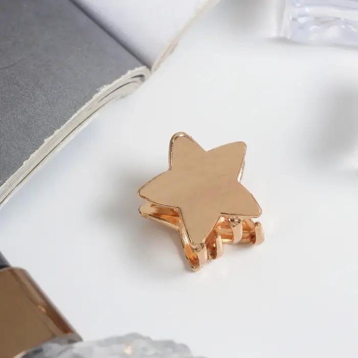 Крабик для волос «Брианна», звезда, 2 см, золото