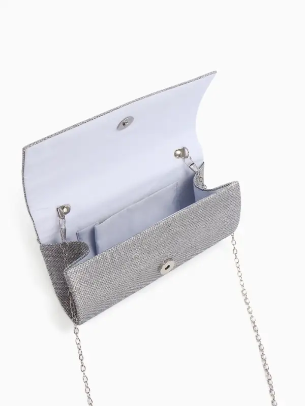 Сумка-клатч женская на магните, на серебристой цепочке, блестящая, светло-серебристая