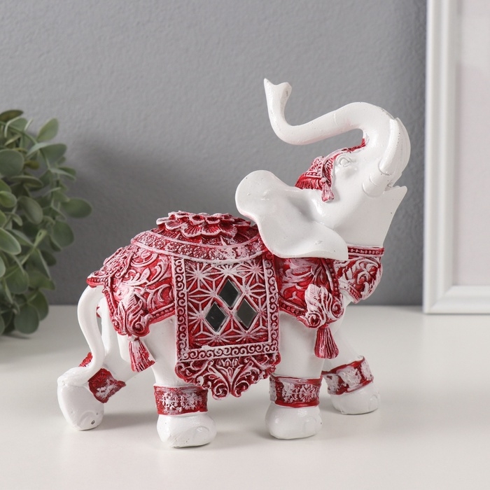 Сувенир полистоун Сувенир полистоун "Белый слон. Бордовая попона с цветком и стразой" 17,5х9х17 см