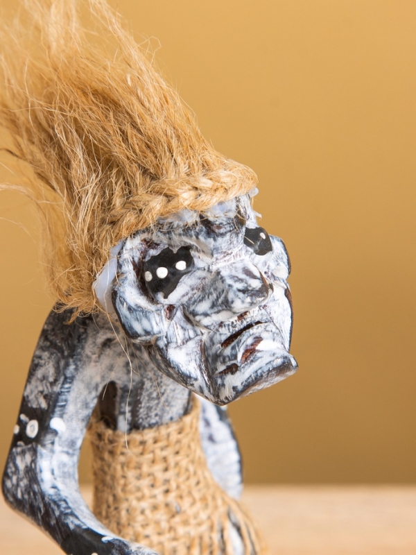 Сувенир «Абориген с мячом», 9×8×17 +/- 1 см, дерево Сувенир «Абориген с мячом», 9×8×17 +/- 1 см, дерево