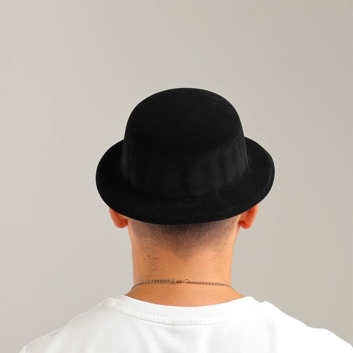 Карнавальная шляпа из пластика, р-р. 56-58, цвет чёрный Карнавальная шляпа из пластика, р-р. 56-58, цвет чёрный