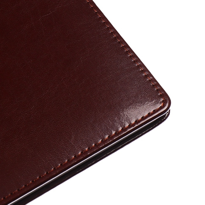 Телефонная книга А5, 64 листа deVENTE. Bravo, твердая обложка из искусственной кожи с поролоном, кремовый блок 70 г/м2, коричневый Телефонная книга А5, 64 листа deVENTE. Bravo, твердая обложка из искусственной кожи с поролоном, кремовый блок 70 г/м2, коричневый