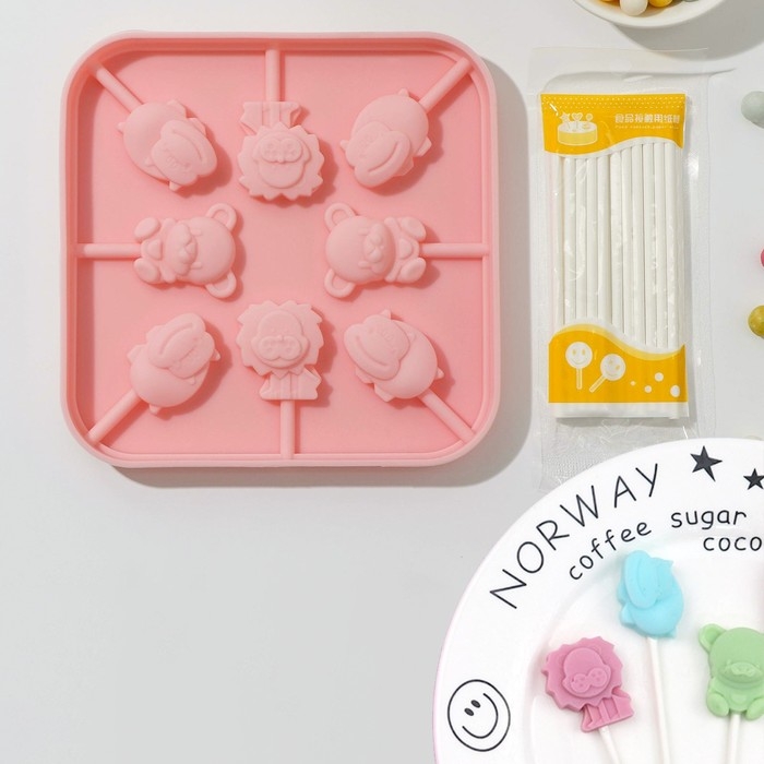 Форма для леденцов «Зоопарк», силикон, 14,5×14,5×1,5 см, 8 ячеек (3×2,5 см), с палочками, цвет МИКС Форма для леденцов «Зоопарк», силикон, 14,5×14,5×1,5 см, 8 ячеек (3×2,5 см), с палочками, цвет МИКС