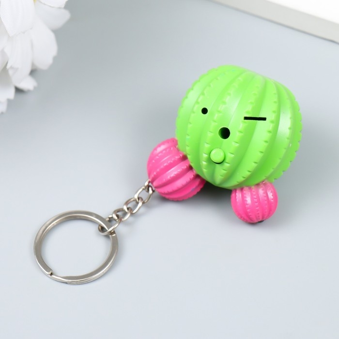 Фонарик кричалка на кольце Фонарик кричалка на кольце "Круглый кактус" МИКС