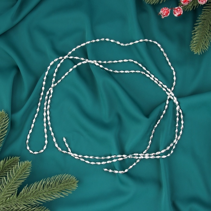 Бусы на ёлку 2 м d-3 мм Бусы на ёлку 2 м d-3 мм "Овалы грани" серебро