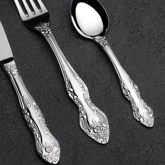 Набор столовых приборов «Тройка», 24 предмета, декоративная коробка, цвет серебряный Набор столовых приборов «Тройка», 24 предмета, декоративная коробка, цвет серебряный