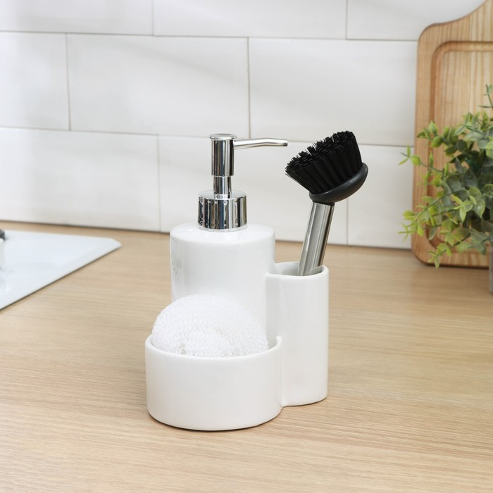 Дозатор для моющего средства Доляна «Милитари», 370 мл, с губкой и щёткой, цвет белый Дозатор для моющего средства Доляна «Милитари», 370 мл, с губкой и щёткой, цвет белый