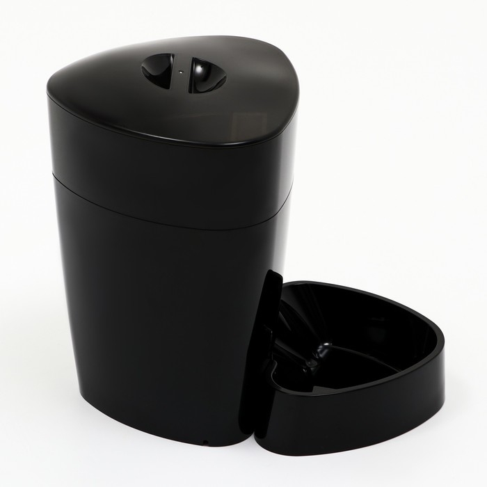 Умная автокормушка, контейнер 4 л, 2 кг сухого корма, функция записи голоса, черная Умная автокормушка, контейнер 4 л, 2 кг сухого корма, функция записи голоса, черная