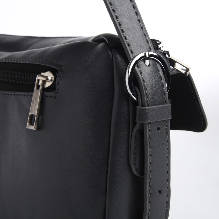 Сумка женская с карманами кожзам, графитный цвет Сумка женская с карманами кожзам, графитный цвет