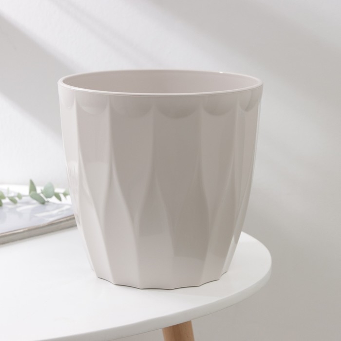 Кашпо для цветов со вставкой «Флюте», 4,5 л, d=20 см, h=20 см, цвет бежевый Кашпо для цветов со вставкой «Флюте», 4,5 л, d=20 см, h=20 см, цвет бежевый