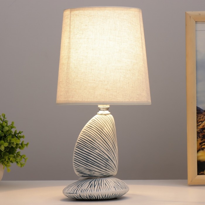 Настольная лампа Настольная лампа "Парма" E14 40Вт синий 15,5х15,5х32 см RISALUX