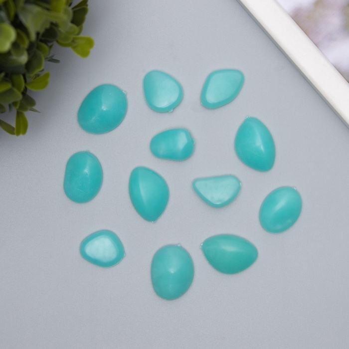 Декор для творчества пластик светится в темноте  Декор для творчества пластик светится в темноте "Голубые камешки" набор 12 шт