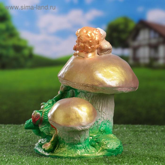 Садовая фигура  Садовая фигура "Ангелочек на грибе" 17х20х24см