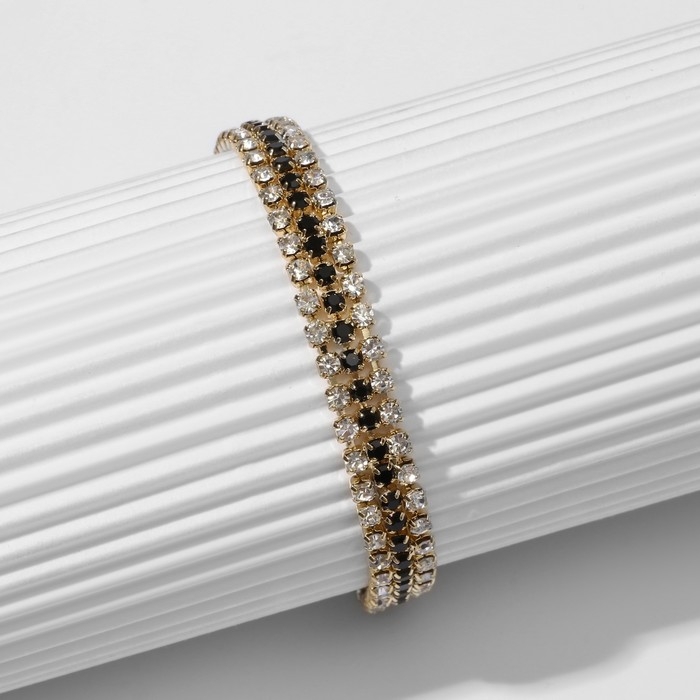 Браслет со стразами «Лёд» элегантность, строчки, цвет бело-чёрный в золоте, L=18 см Браслет со стразами «Лёд» элегантность, строчки, цвет бело-чёрный в золоте, L=18 см